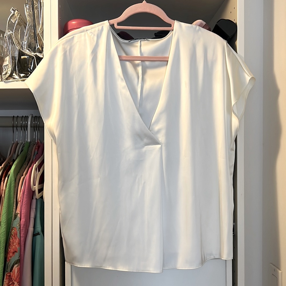 Zara V neck Short Sleeve Blouse